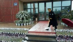 正能量！給物業(yè)一個贊，冰天雪地有我們在。